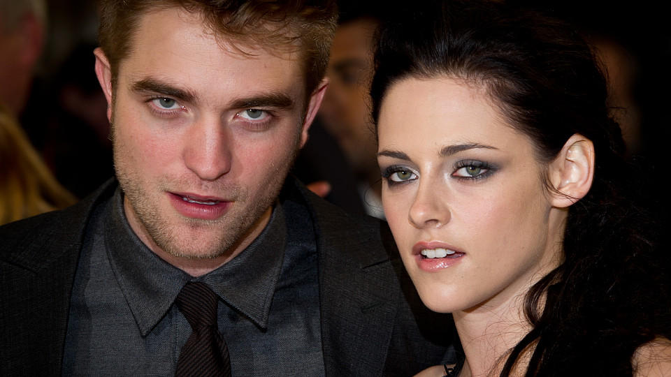 Kristen Stewart: Aus diesem Grund fand sie die Beziehung mit Robert Pattinson "widerlich" Kristen Stewart: Harte Worte über ihre Beziehung mit Robert Pattinson.