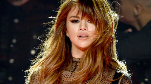Selena Gomez nimmt sich eine Auszeit Selena Gomez nimmt sich eine Auszeit