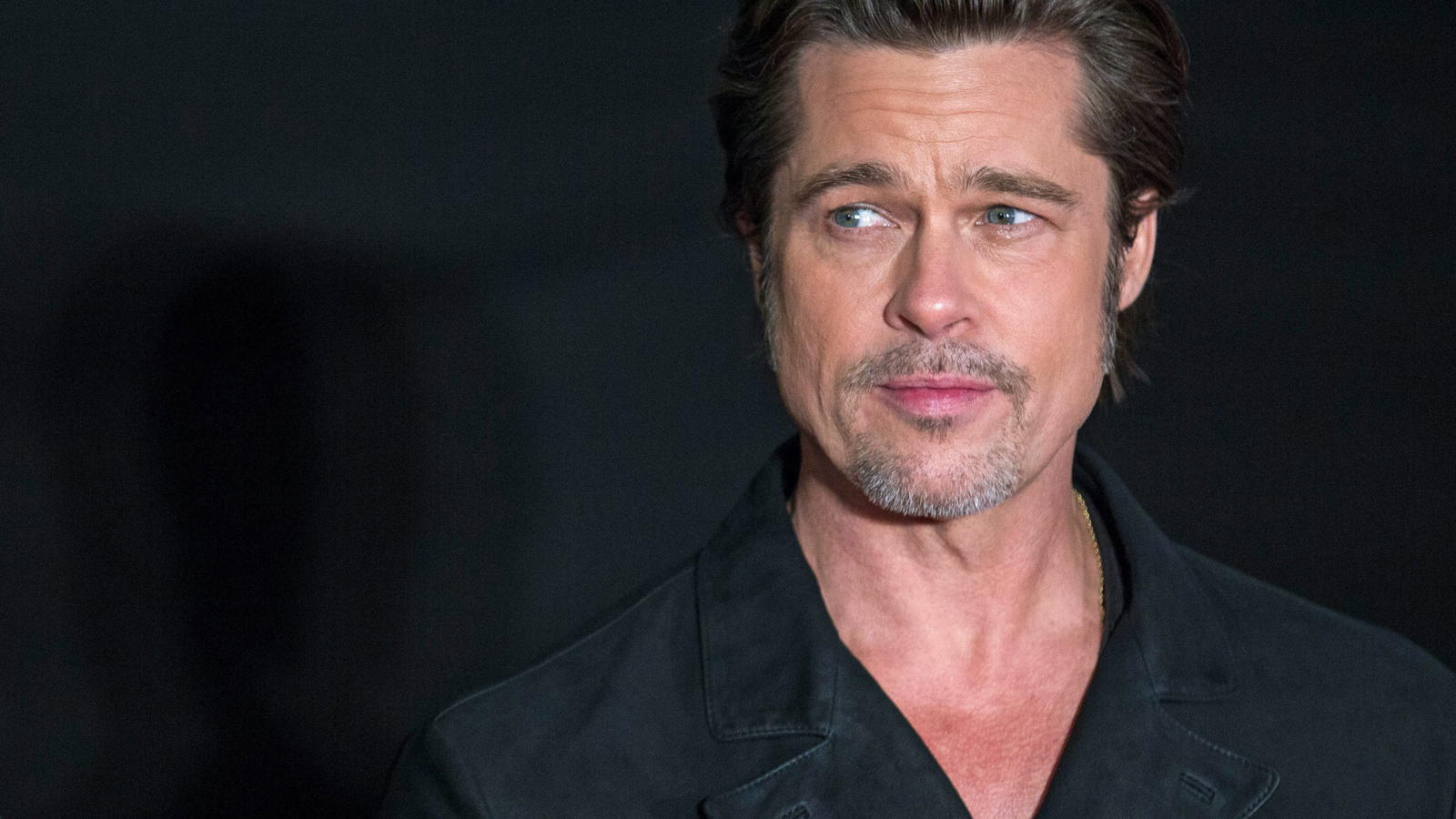 Brad Pitt: Ein Video könnte ihn vom Vorwurf der Misshandlung gegen Sohn Maddox entlasten FILE - epa04490519 US actor and cast member Brad Pitt attends the premiere of 'Fury' in Tokyo, Japan, 15 November 2014. EPA/CHRISTOPHER JUE EDITORIAL USE ONLY/NO SALES +++(c) dpa - Bildfunk+++