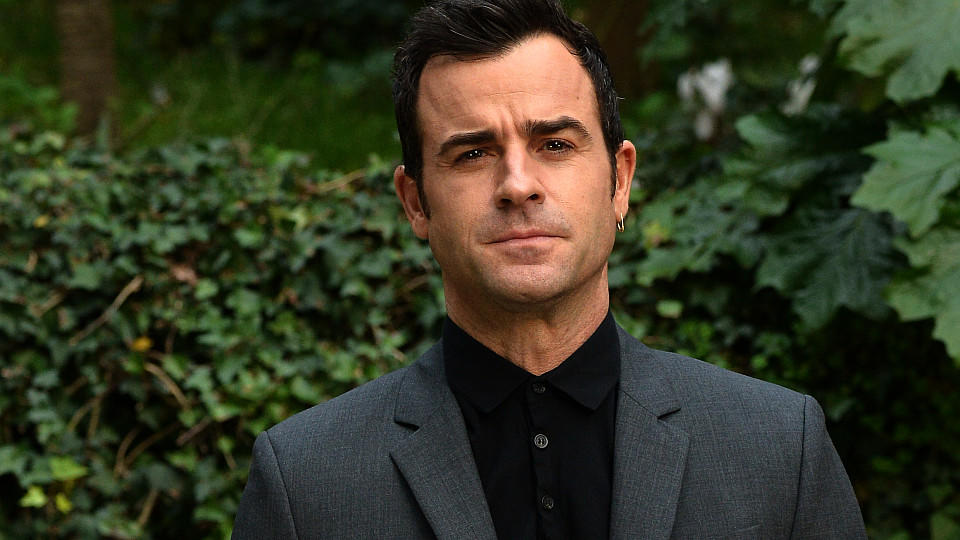 Justin Theroux: Jetzt äußert sich Jennifer Anistons Mann zur Brangelina-Trennung US actor Justin Theroux poses during a photocall for the film "Zoolander No 2" on January 30, 2016 in Rome. / AFP / TIZIANA FABI (Photo credit should read TIZIANA FABI/AFP/Getty Images)