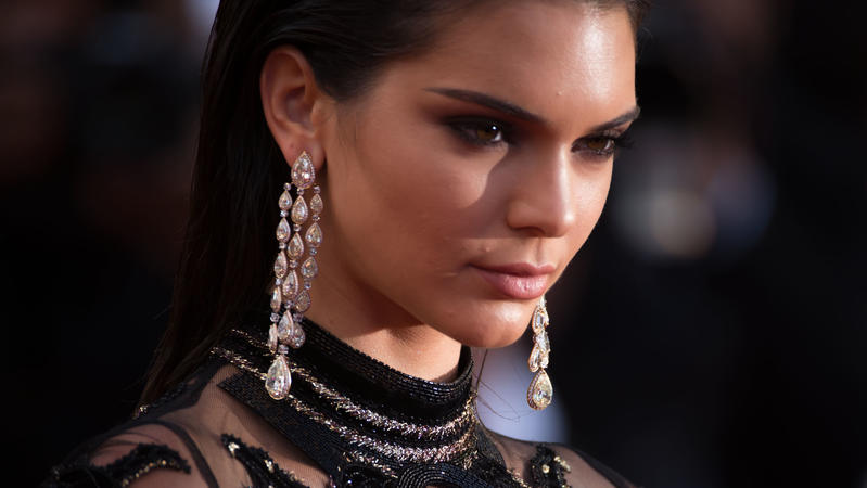 Kendall Jenner sagt vor Gericht gegen Stalker Shavaughn McKenzie aus Kendall Jenner spricht vor Gericht über die Stalker-Nacht.
