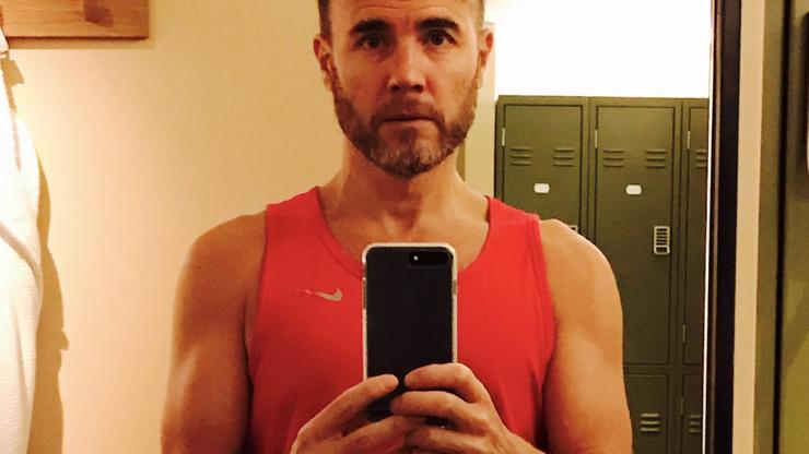 Gary Barlow: Der 'Take That'-Sänger hat deutlich abgenommen 'Take That'-Sänger Gary Barlow hat ordentlich Gewicht verloren.