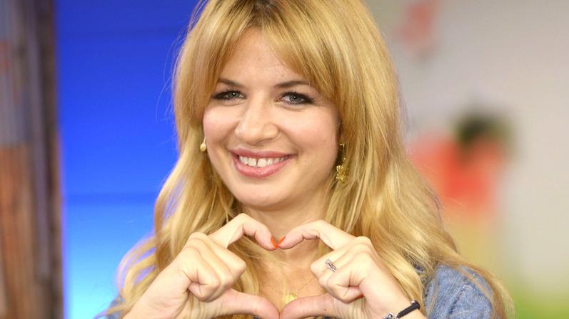 Susan Sideropoulos: Verrückte Typveränderung für 'Versteckte Kamera' Susan Sideropoulos beim 21. RTL-Spendenmarathon im Studio 3 des MP Medienparks NRW in Köln-Hürth. Köln, 25.11.2016 Foto:xP.xMertensx/xFuturexImageSusan Sideropoulos the 21 RTL Donations marathon in Studio 3 the MP Media Park NRW in Cologne Hürth Colo