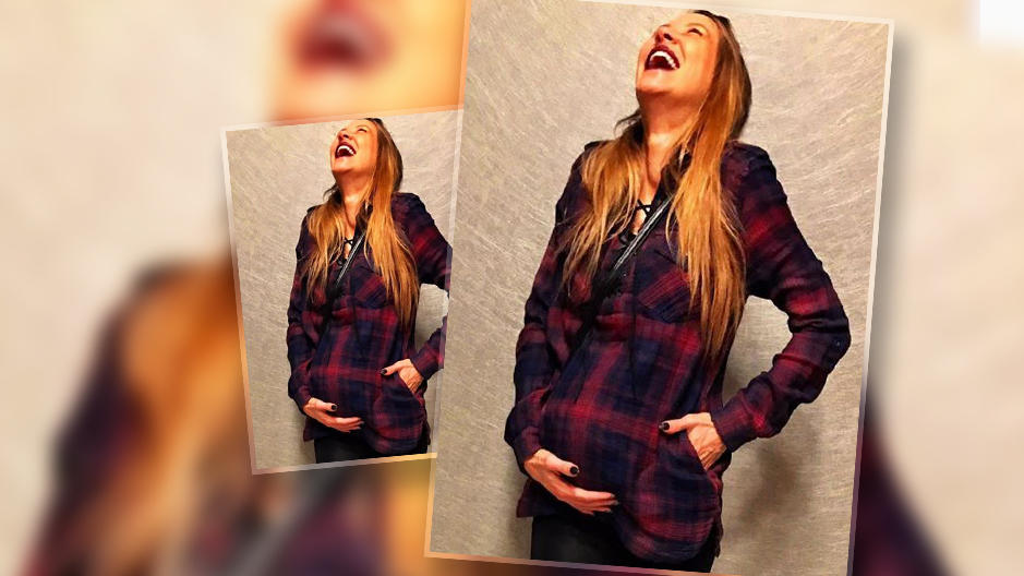 Alessandra Meyer-Wölden: So gut steht ihr die Schwangerschaft Alessandra Meyer-Wölden: Schön schwanger und super happy!