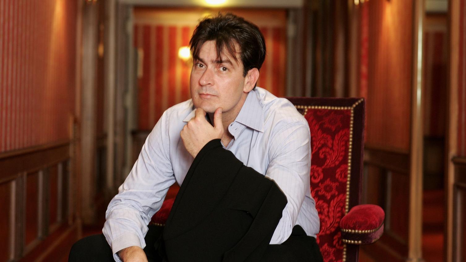 Charlie Sheen: Nach HIV-Diagnose wollte er sich die Kugel geben Charlie Sheen hat sich offenbar wieder gut im Griff