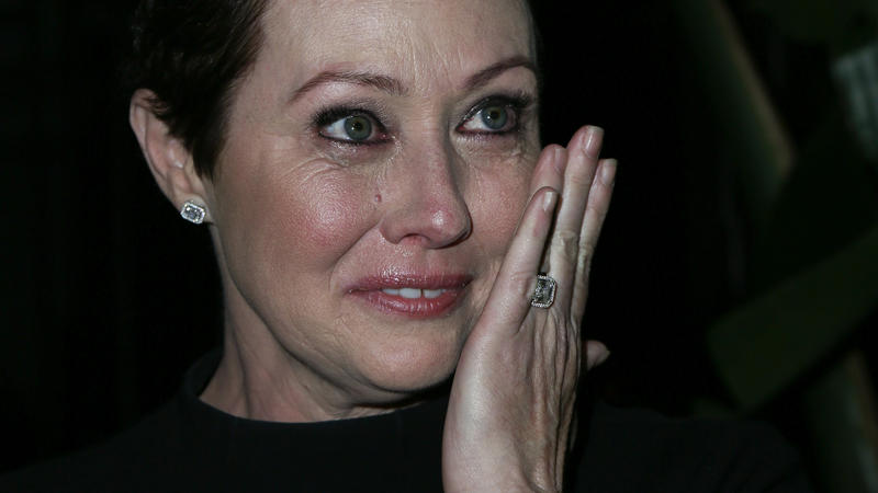 Shannen Doherty: Brustkrebs im Endstadium und keine Chance auf Heilung Actress Shannen Doherty attends the Animal Hope and Wellness Foundation's 1st annual Gratitude Gala at W Hollywood on March 4, 2017 in Hollywood, California.