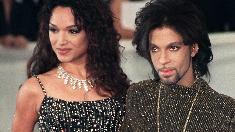 Fans von Prince sind sauer: Seine Exfrau verrät intime Details Mayte Garcia war von 1996 bis 2000 mit Prince verheiratet.