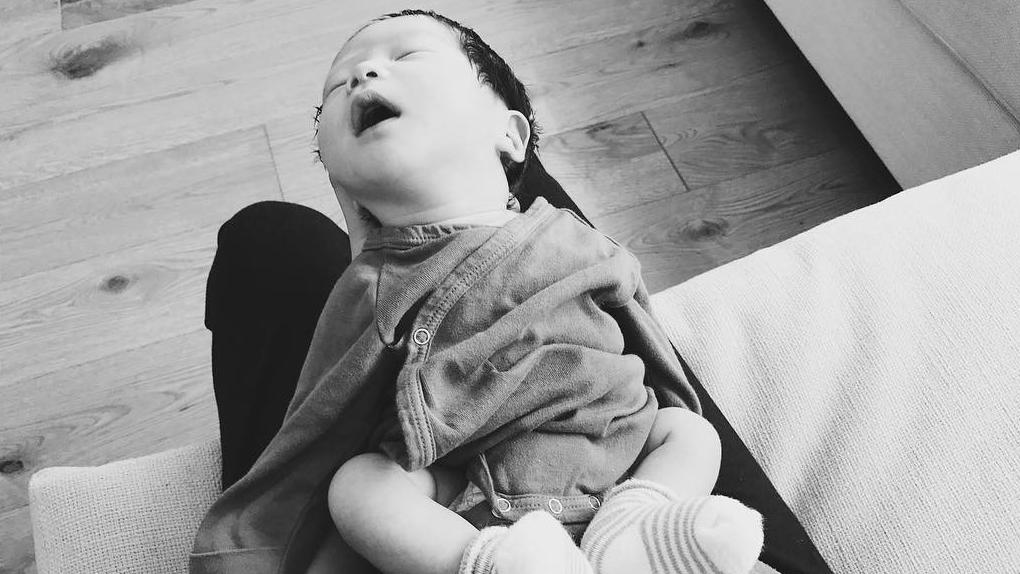 Steven Yeun: Der 'The Walking Dead'-Star lüftet endlich das Geheimnis um den Namen seines Sohnes Steven Yeun ist stolzer Papa geworden.