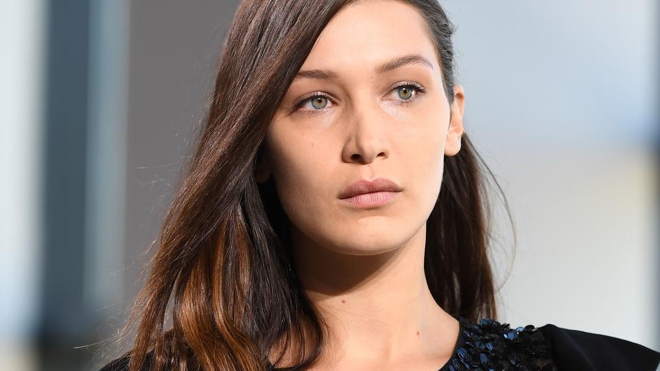 Bella Hadid entschuldigt sich für desaströses Fyre-Festival Bella Hadid