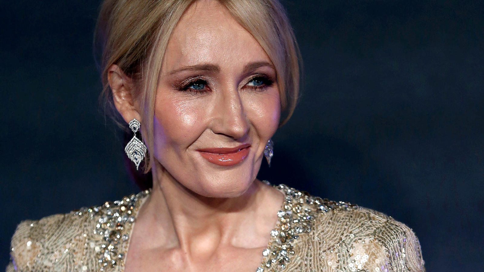 "Harry Potter"-Autorin J.K. Rowling amüsiert sich über die Rechtschreibung von Donald Trump Donald Trump: Ein Tippfehler zu viel für J.K. Rowling