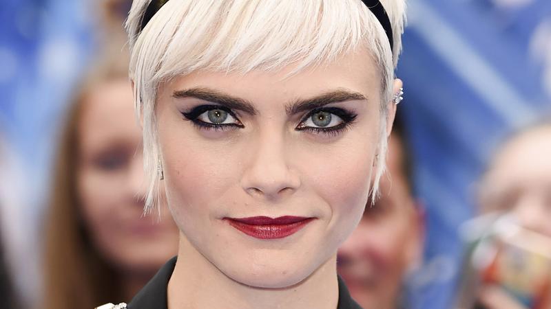 Was hat Cara Delevingne plötzlich mit Sexytoys zu tun? Cara Delevingnes hat eine neue Beschäftigung.
