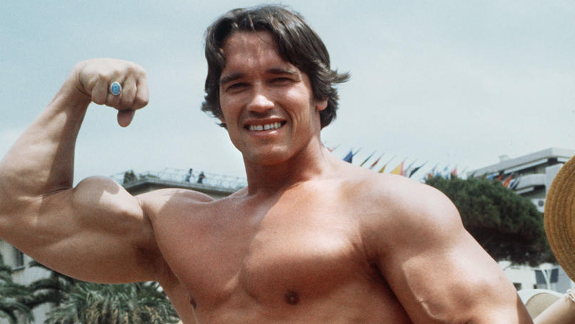 Arnold Schwarzenegger ist 70: Vom Muskelprotz zum Hollywood-Star und Politiker Arnold Schwarzenegger beim Cannes Filmfestival 1977