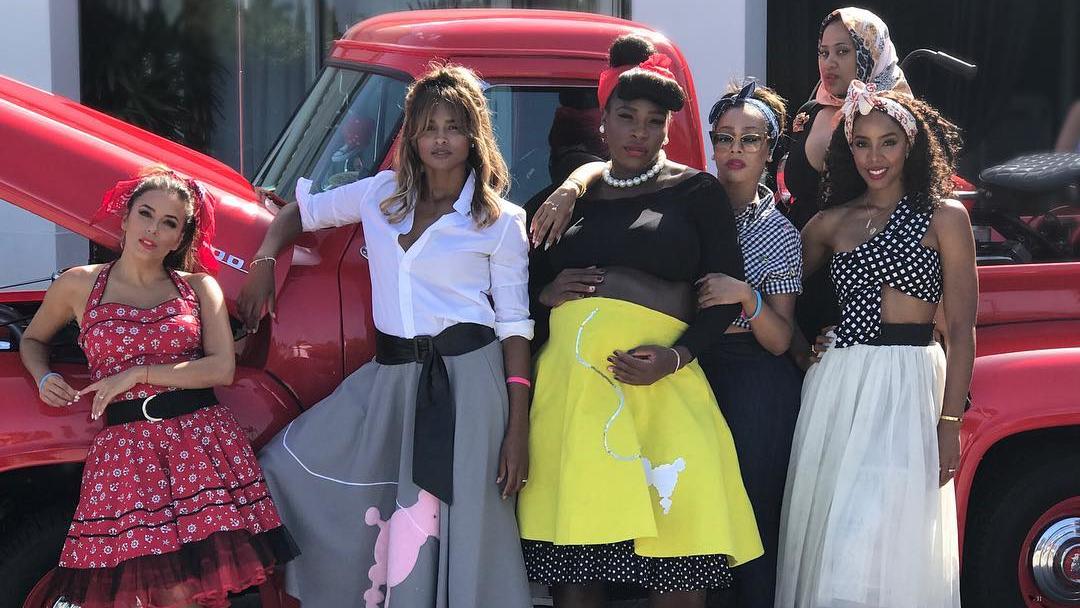 Serena Williams: Rockige Baby-Party mit ihren Promi-Freundinnen Serena Williams und Friends.