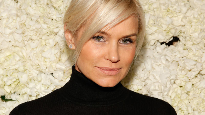Yolanda Hadid spricht über Selbstmordgedanken: "Ich wollte verschwinden" Yolanda Hadid auf einem Event.