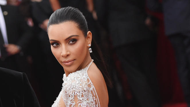 Kim Kardashian: Mit diesem Bikini-Post verärgert sie ihre Fans Kim Kardashian postete ein angeblich neues Foto - zum Ärger ihrer Fans