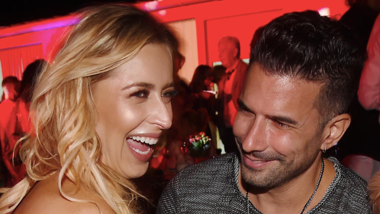 Marc Terenzi und Verena Kerth zusammen auf Mallorca: Was läuft zwischen den beiden? Verena Kerth und Marc Terenzi auf der Mallorca-Party von 'Bild'