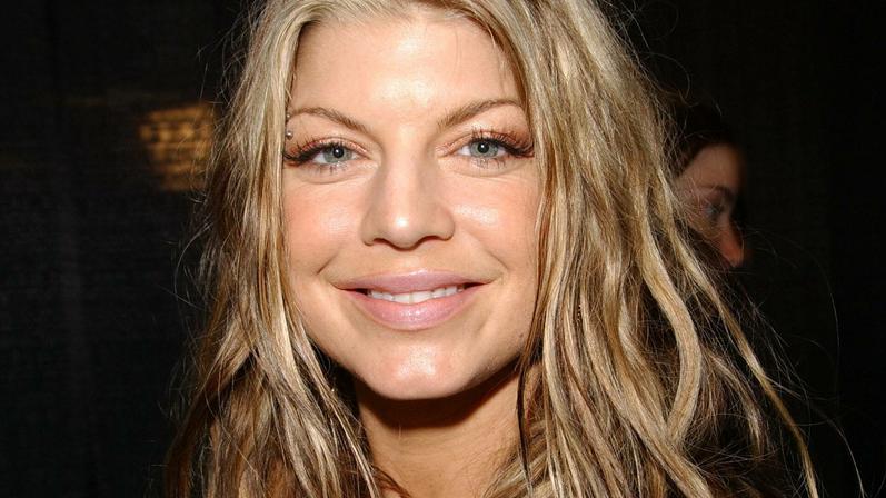 Kaum wiederzuerkennen: Fergie hat sich total verändert Fergie im Jahr 2004