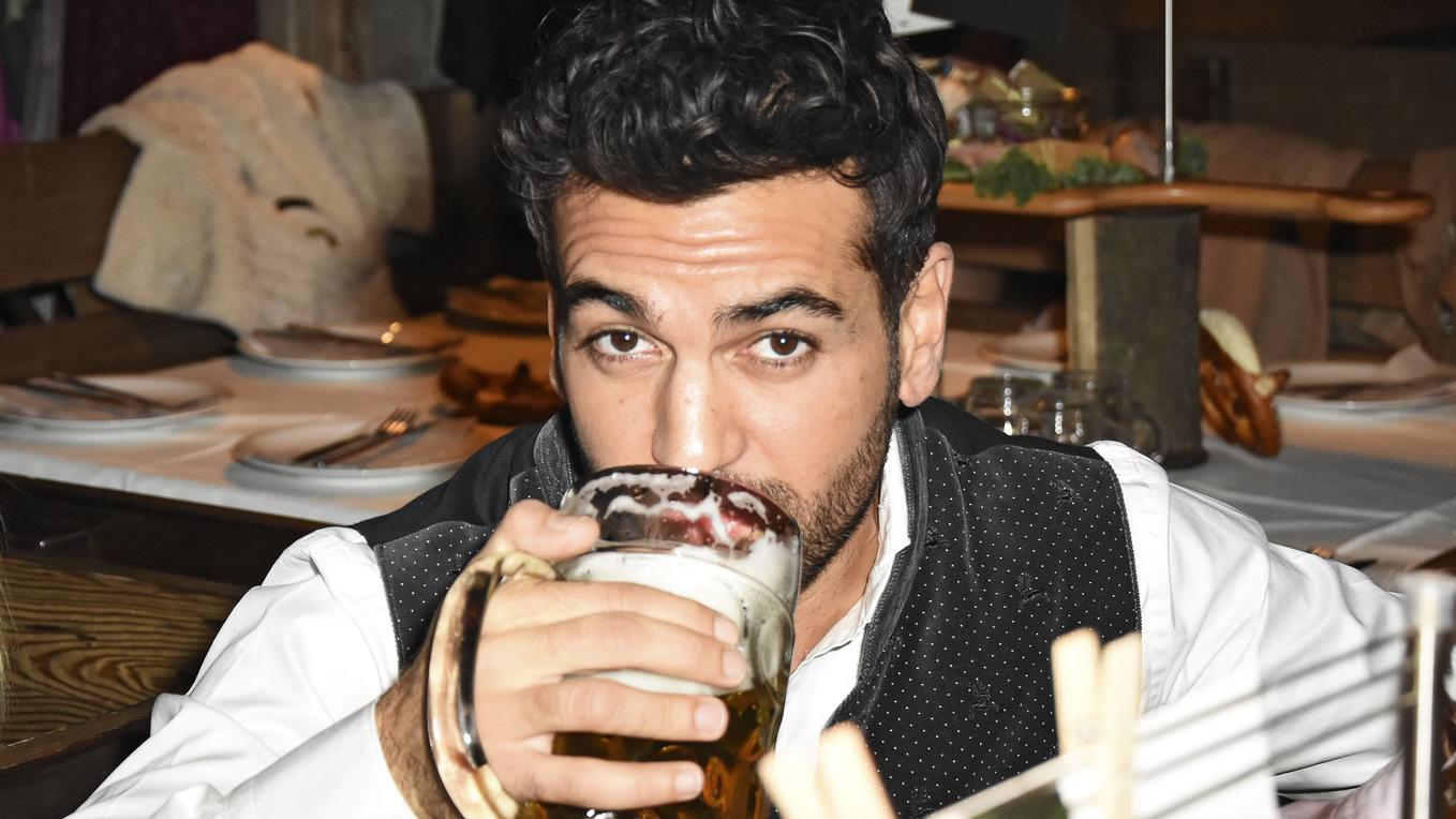 Elyas M&rsquo;Barek auf dem Oktoberfest