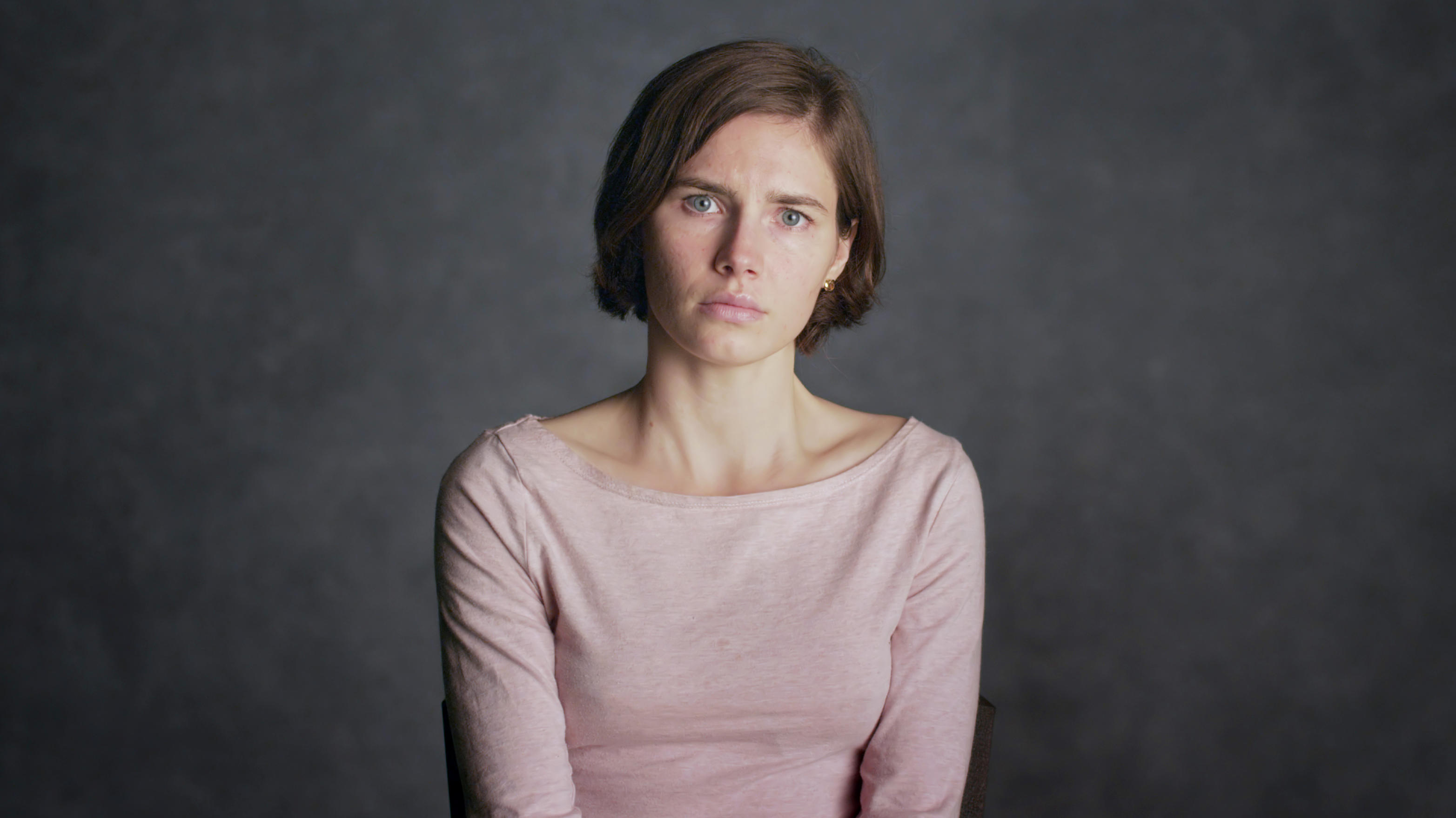 „Engel mit den Eisaugen“: Amanda Knox hat ihr Baby im Mutterleib verloren This image released by Netflix shows Amanda Knox in a scene from her self-titled documentary, premiering Friday, Sept. 30 on Netflix. (Netflix via AP) |