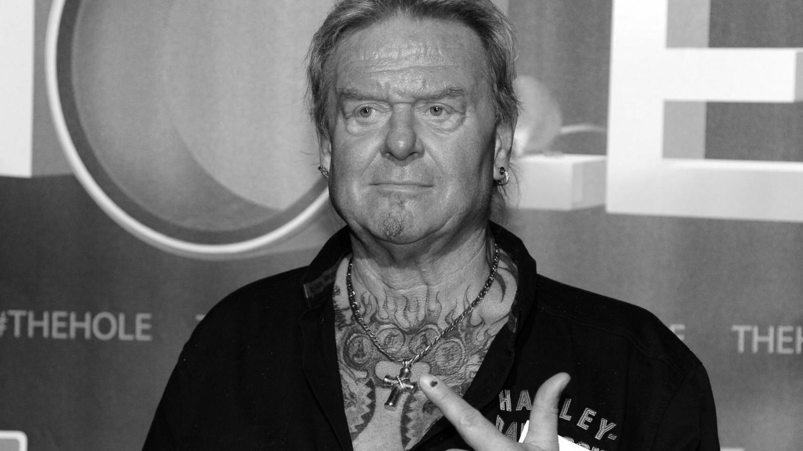 Eddy Steinblock: Kult-Wrestler 'The Big German' ist tot Der Wrestler und Schauspieler Edwin Eddy Steinblock, genannt The Big German kommt am 22.05.2016 in Köln zur Premiere der schrillen spanischen Burlesque-Show The Hole mit Tom Gerhardt, der ungewöhnlich wilde und unverschämt komische Show-Erfolg aus S