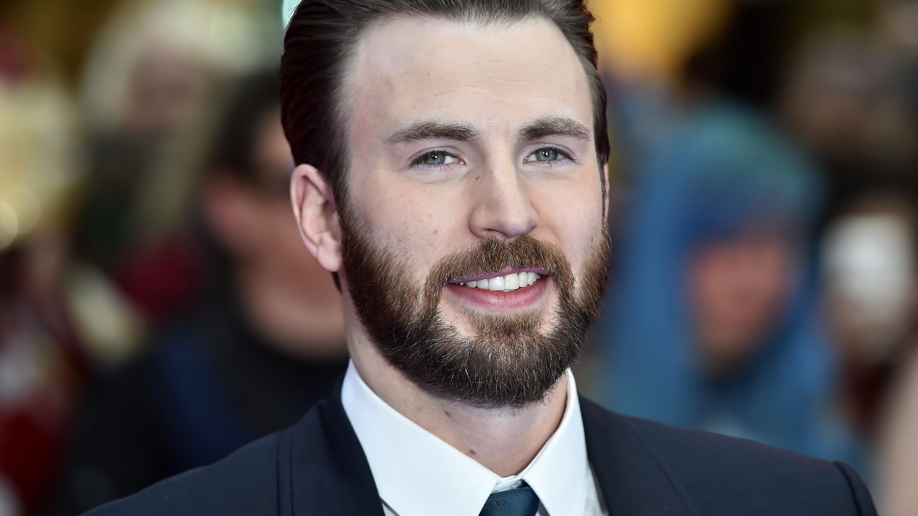 So viel Captain America steckt in Hollywood-Star Chris Evans Chris Evans feiert am 13. Juni seinen 40. Geburtstag.