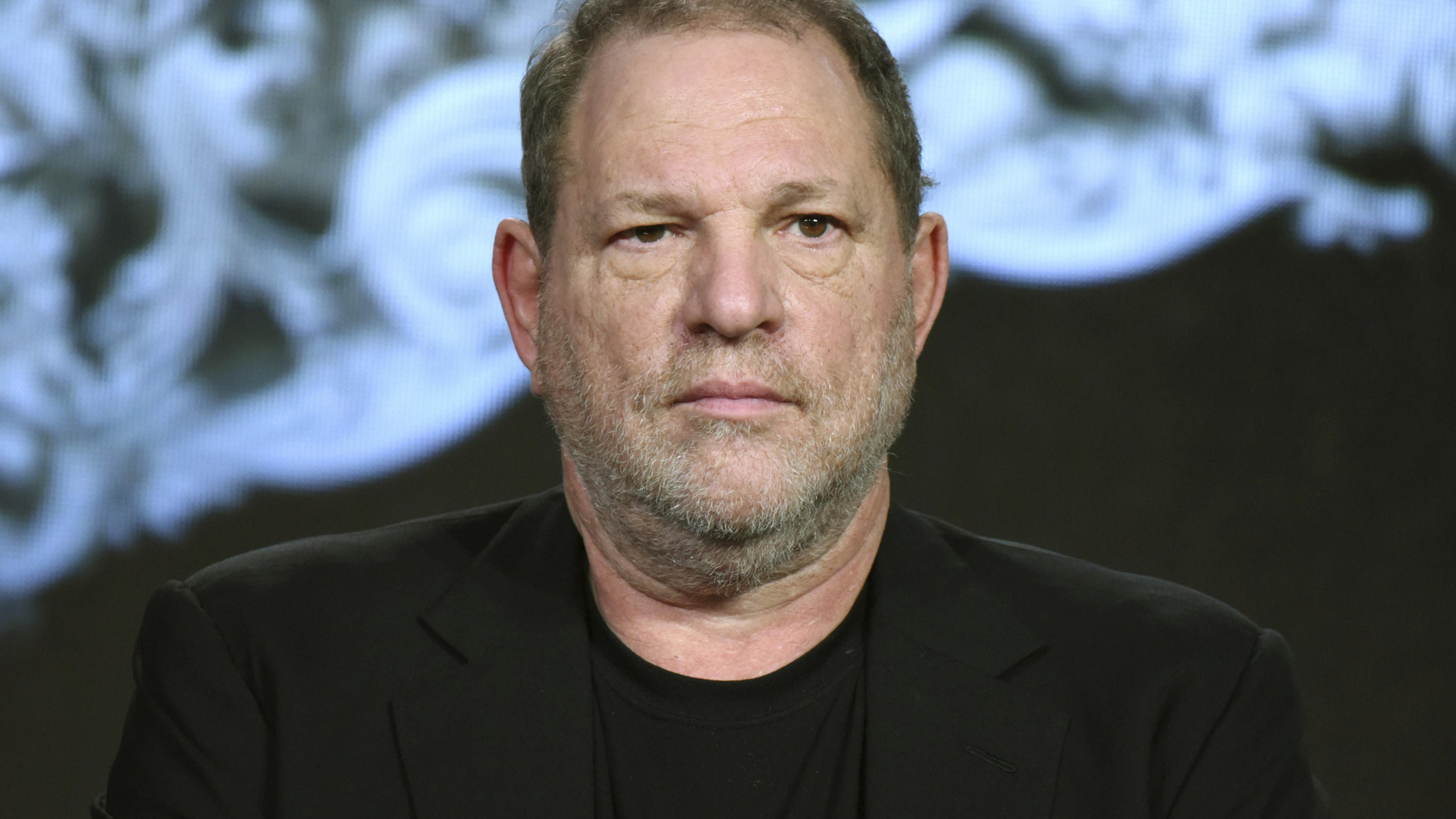 Harvey Weinstein: Angestellte klagt gegen ihn und seinen Bruder Bob ARCHIV - Der Filmproduzent Harvey Weinstein, aufgenommen am 06.01.2016 in Pasadena (USA). (zu «Peter Jackson: Weinstein führte Schmutzkampagne gegen Schauspielerinnen») Foto: Richard Shotwell/Invision/AP/dpa +++(c) dpa - Bildfunk+++