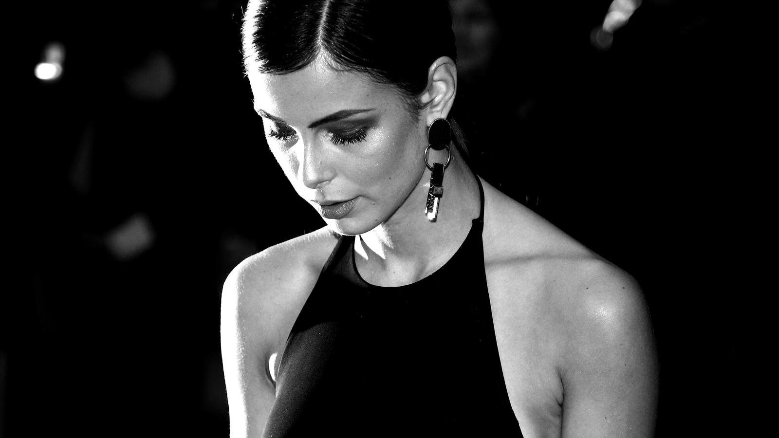Emotionales Abschiedskonzert: Lena Meyer-Landrut bricht auf der Bühne in Tränen aus Lena Meyer-Landrut: Beim Abschied flossen die Tränen