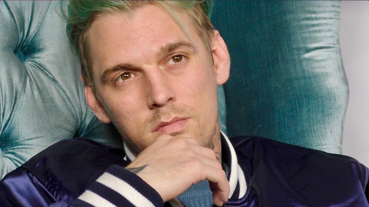 Aaron Carter ist bereit für eine Beziehung mit einem Mann Singer Aaron Carter attends 'The Night Time Show' Holiday Special benefiting Children's Hospital Los Angeles, California