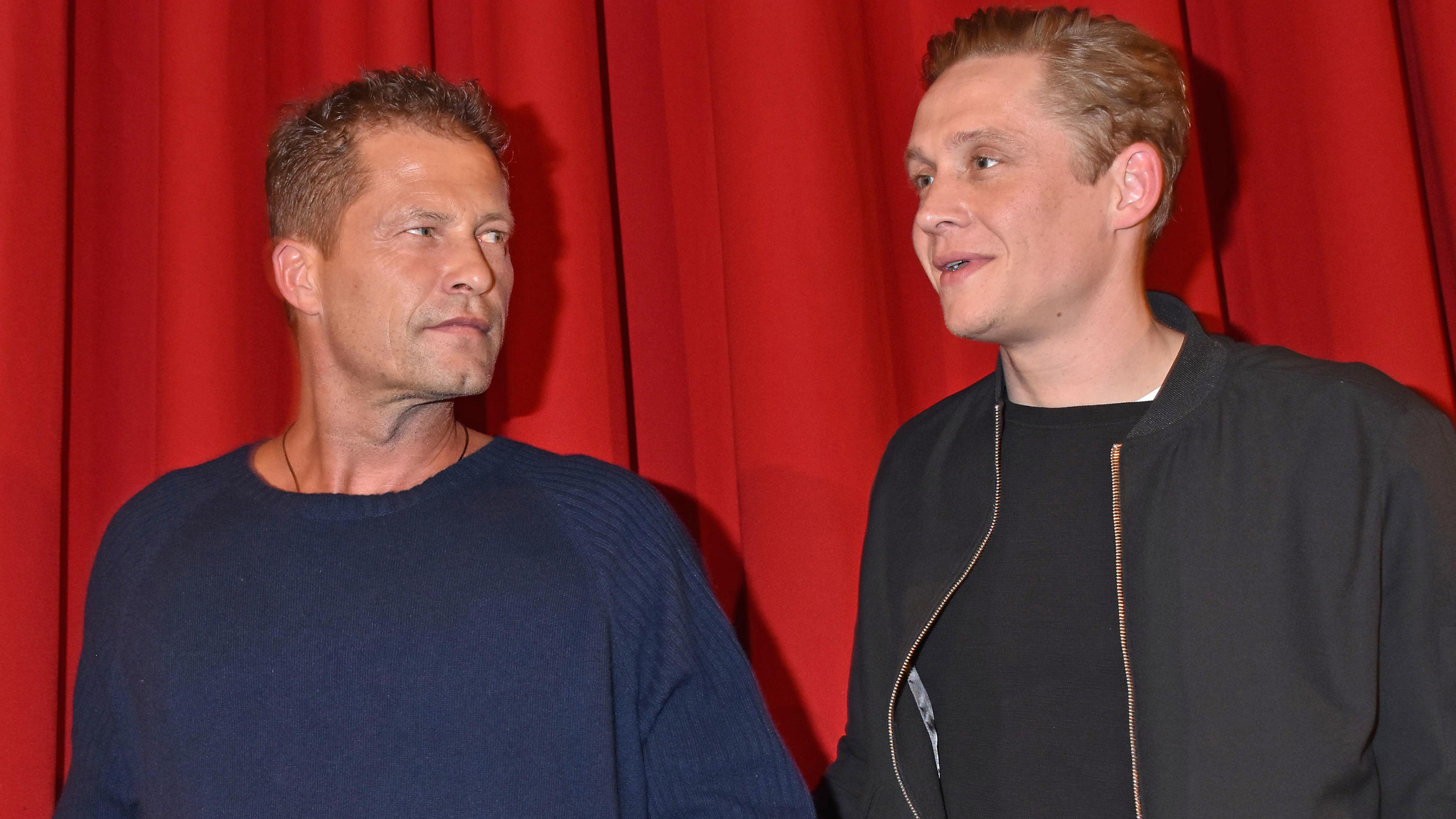 Matthias Schweighöfer und Til Schweiger feiern 'Hot Dog'-Premiere in Berlin Til Schweiger und Matthias Schweighöfer feiern 'Hot Dog'-Premiere in Berlin