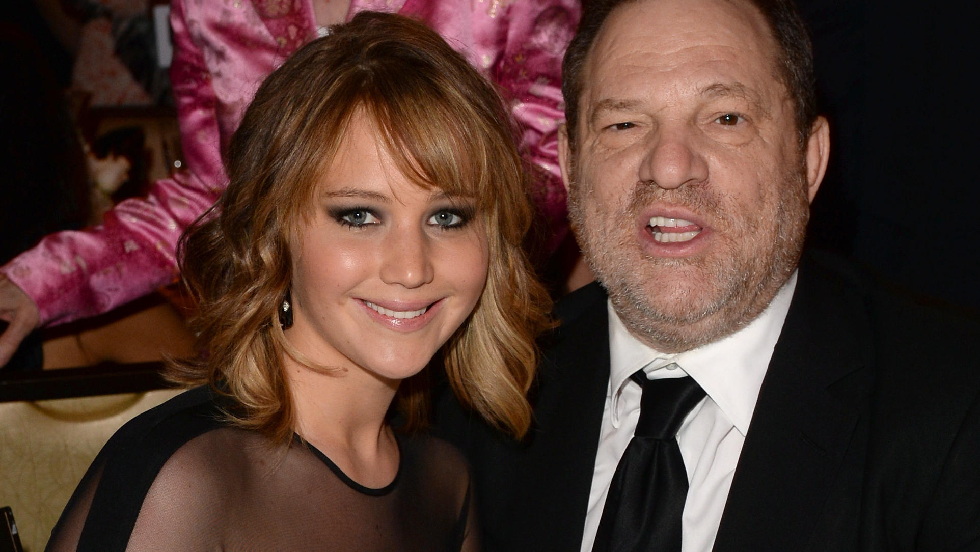 Jennifer Lawrence: "Ich will Harvey Weinstein im Gefängnis sehen" Jennifer Lawrence mit Harvey Weinstein 2013