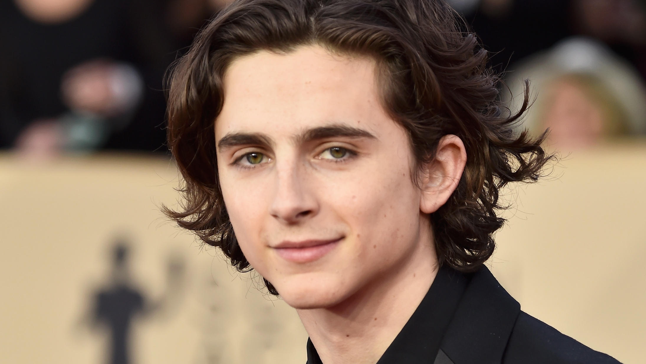 Timothée Chalamet findet Kuss-Fotos mit Lily-Rose „peinlich“ Timothée Chalamet