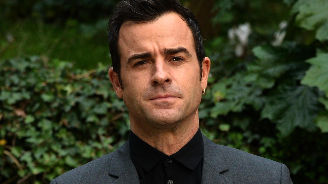 Justin Theroux soll eine Neue haben: Ist er schon länger über Jennifer Aniston hinweg? Justin Theroux soll eine Neue Frau an seiner Seite haben.