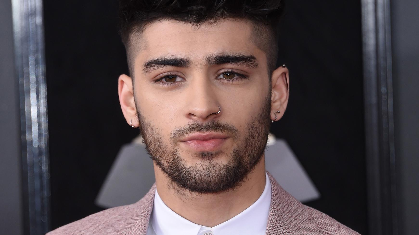 Nach der Trennung von Gigi Hadid: Zayn Malik zeigt sich komplett verändert Typveränderung bei Zayn Malik. So wie hier sieht er nicht mehr aus