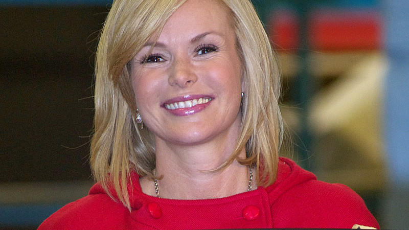 Amanda Holden ist im sechsten Monat schwanger Amanda Holden ist im sechsten Monat schwanger