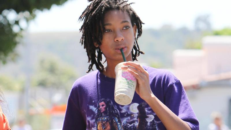 Willow Smith: Schockierende Beichte macht Mutter Jada Pinkett Smith fassungslos Sinnkrise: Willow Smith schockiert ihre Mutter Jada mit einer verstörenden Beichte