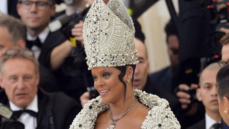 Rihannas Stalker verbringt einen ganzen Tag in ihrem Haus Rihanna: Eindringling wird Stalking vorgeworfen