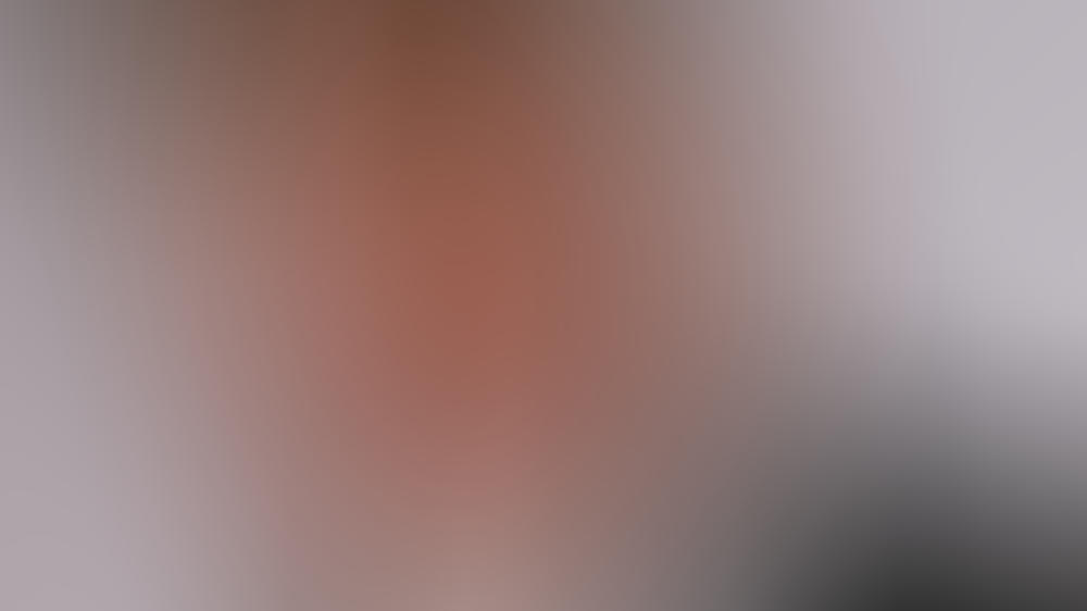 Harrison Ford spielt Alden Ehrenreich einen kleinen Streich Harrison Ford markiert sein Revier