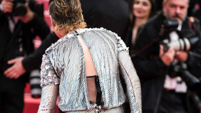 Kristen Stewart verstößt gegen die roten Teppich-Regeln Kristen Stewart verstößt gegen die roten Teppich-Regeln