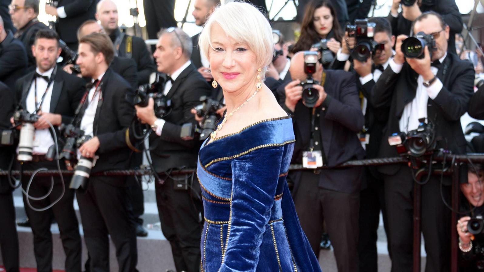 'Unter uns'-Star Anna Julia Kapfelsperger startet in Hollywood durch May 12, 2018 - Cannes, France - CANNES, FRANCE - MAY 12: Helen Mirren attends the screening of Girls Of The Sun (Les Filles Du Soleil) during the 71st annual Cannes Film Festival at Palais des Festivals on May 12, 2018 in Cannes, France. Cannes Franc