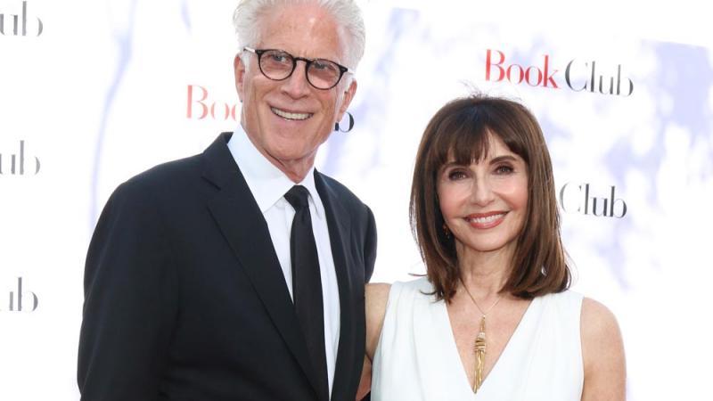 Mary Steenburgen schwärmt von Ehemann Ted Danson Mary Steenburgen schwärmt von Ehemann Ted Danson