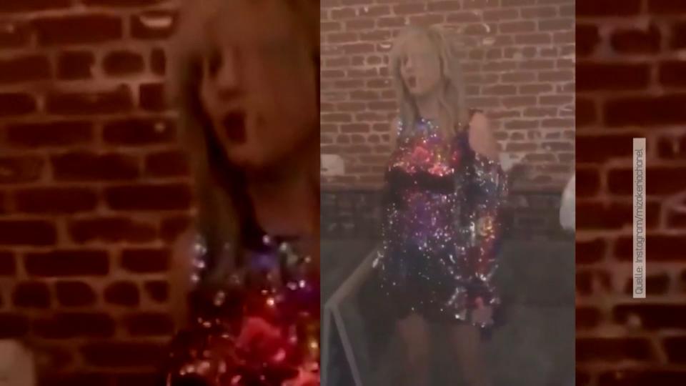 Sängerin total betrunken Aus Taylor Swift wird Taylor Schwips