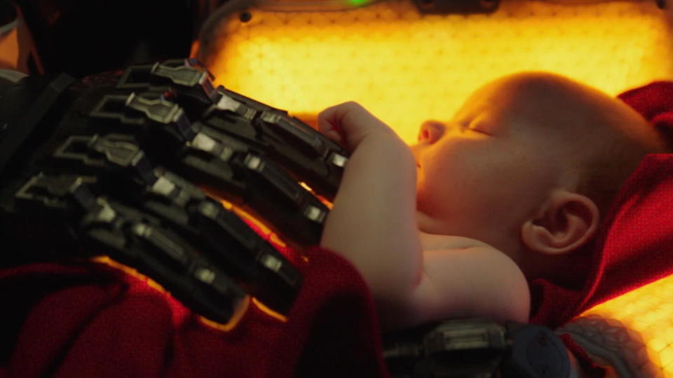 Verstörende Zukunftsvision Ein Roboter als Mama - Filmkritik "I am Mother"