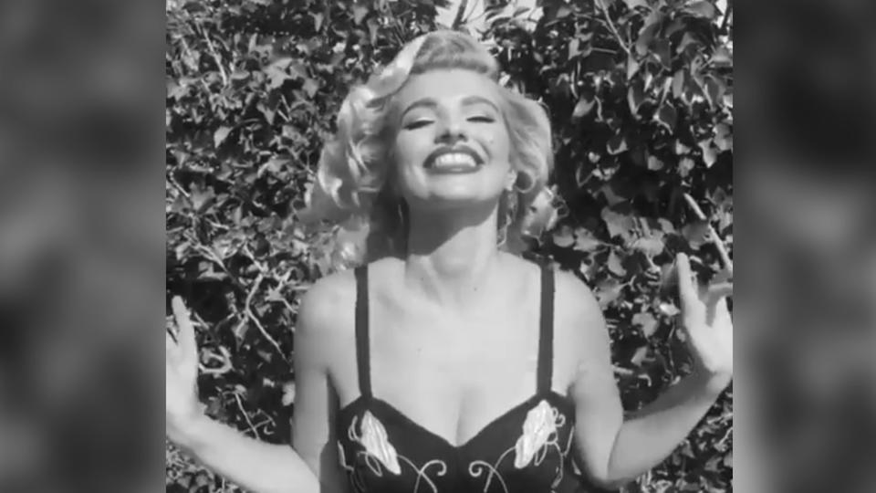 Verblüffende Ähnlichkeit Das sagt Sarina Nowak zur Marilyn-Ähnlichkeit