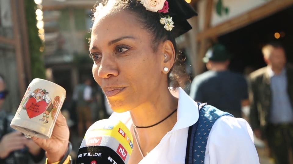 Hat Boris Becker eine Freundin? Ups! Barbara Becker verplappert sich