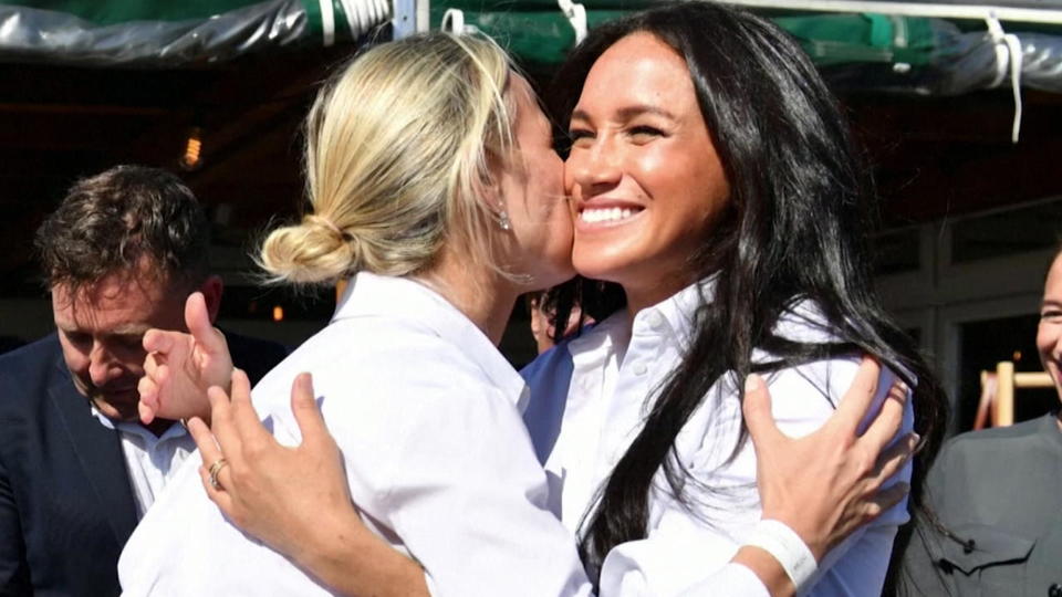 Designer-Freundin sagt "Ja" Prinz Harry & Herzogin Meghan in Rom