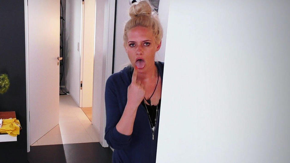 Like Me - I'm Famous Folge 4 Alle gegen die "falsche Schlange" Sarah Knappik