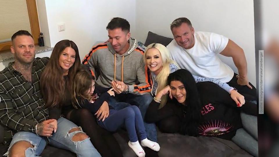 Sogar Schwester Jenny Frankhauser ist dabei Daniela Katzenberger feiert Geburtstag in Deutschland