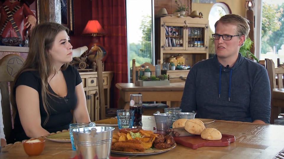 Schnelle Entscheidung bei "Bauer sucht Frau" Bauer Simon lädt nur eine Frau zur Hofwoche ein