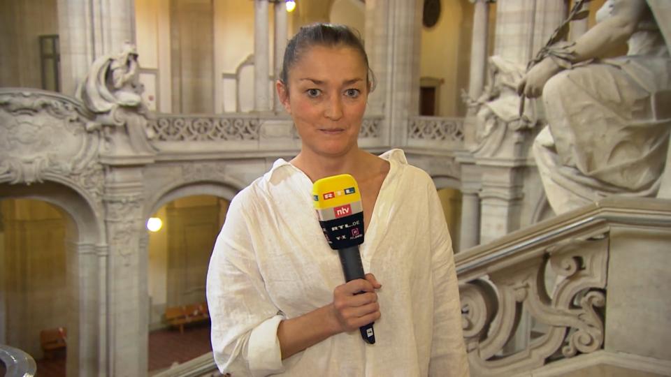 Verrückter Tag im Prozess gegen Abou-Chaker-Clan Schwangere Anna-Maria Ferchichi hat Komplikationen