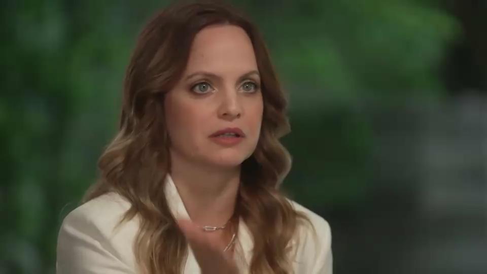 Sie führte Jahre lang ein Doppelleben Mena Suvari spricht über Missbrauchserfahrungen